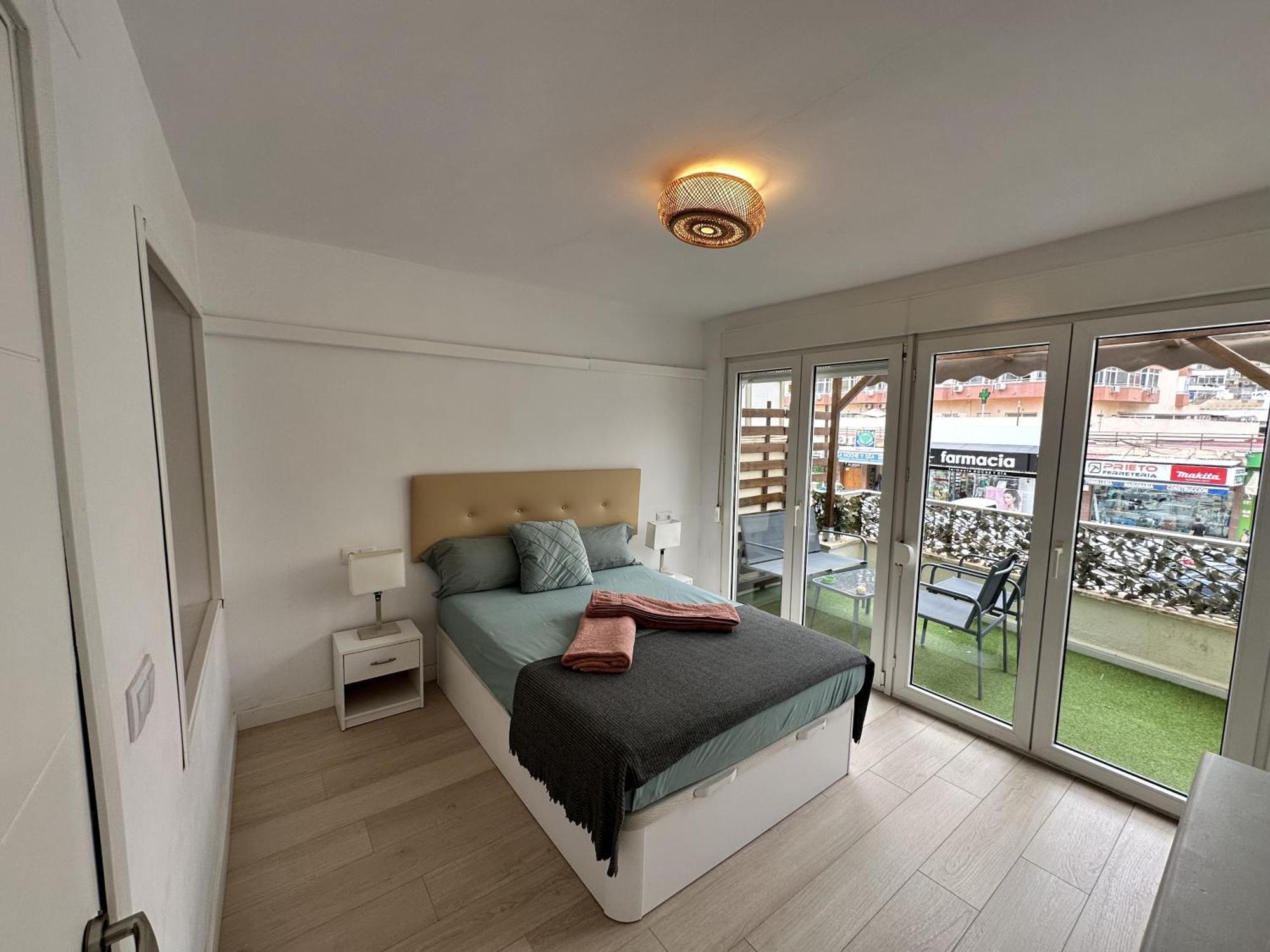 Ver1 - Terraza - 1 Dorm - Wifi - Centro A 100 Metros - Playa A 600 Metros Torremolinos Exterior foto