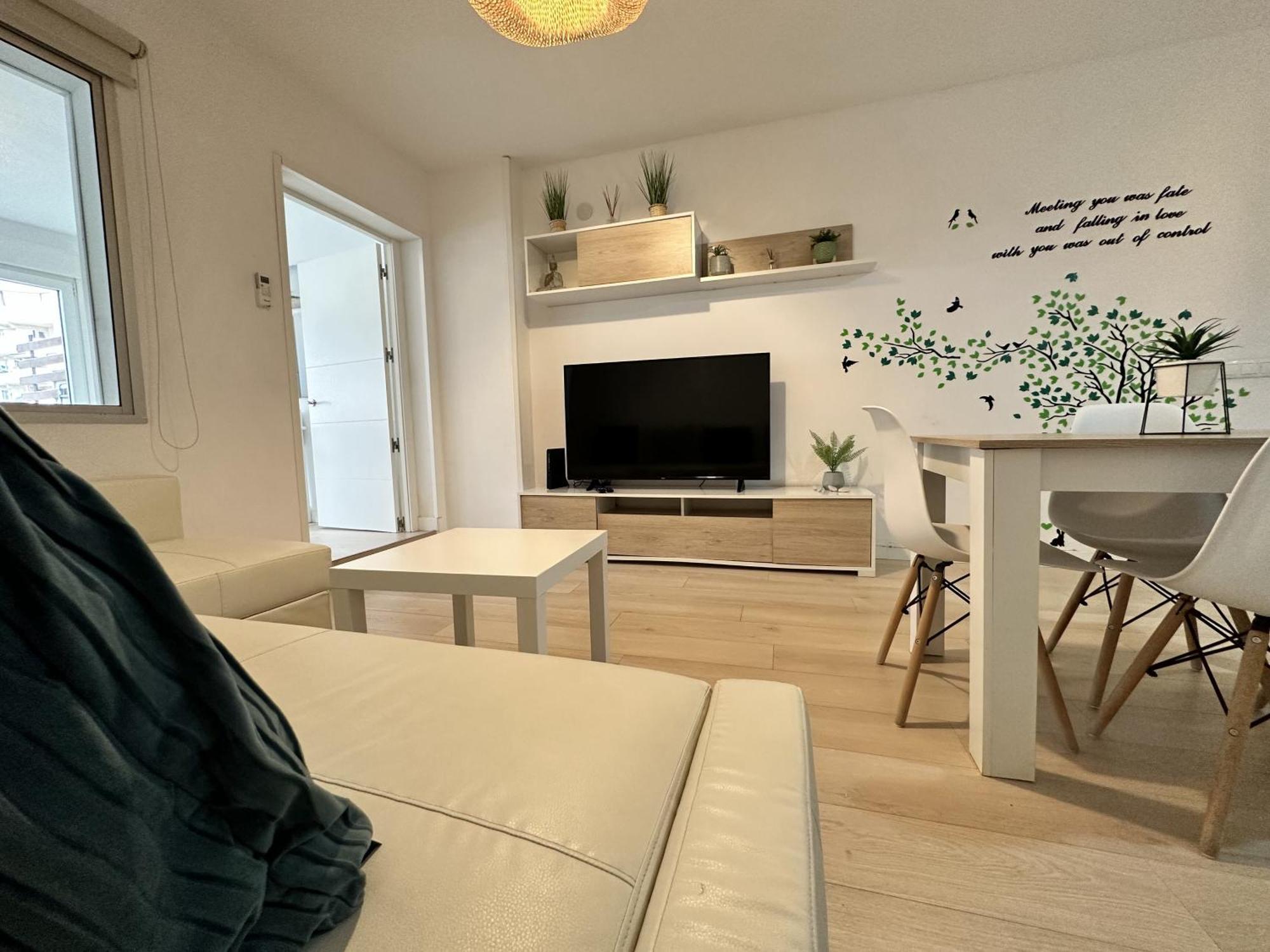Ver1 - Terraza - 1 Dorm - Wifi - Centro A 100 Metros - Playa A 600 Metros Torremolinos Exterior foto